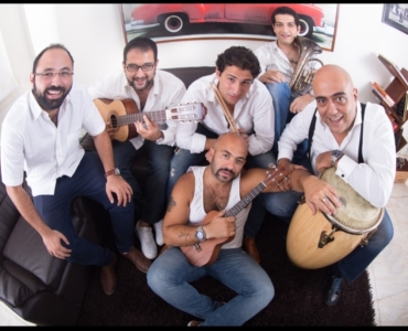 Los Compadres